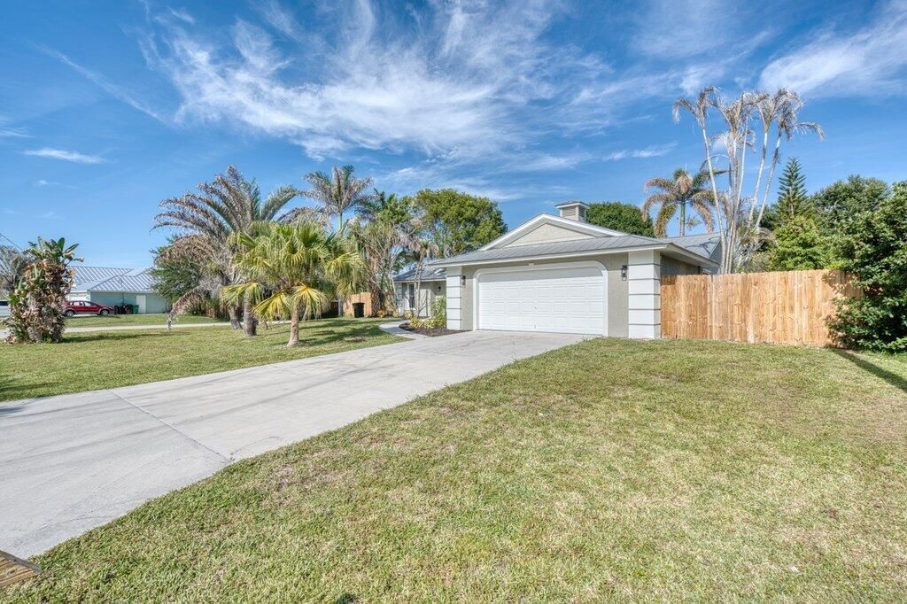Photo of 2501 SE Marius Street, Port Saint Lucie, FL 34952 (MLS # B26039722)