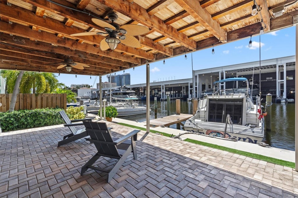 Photo of 1472 SE 15th Street #D, Fort Lauderdale, FL 33316 (MLS # F10460865)
