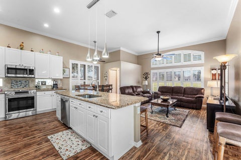Tiny photo for 5696 Muirfield Village Circle, Lake Worth, FL 33463 (MLS # B26088500)