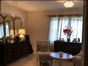 INDIAN CREEK PH 10 - Residential Lease