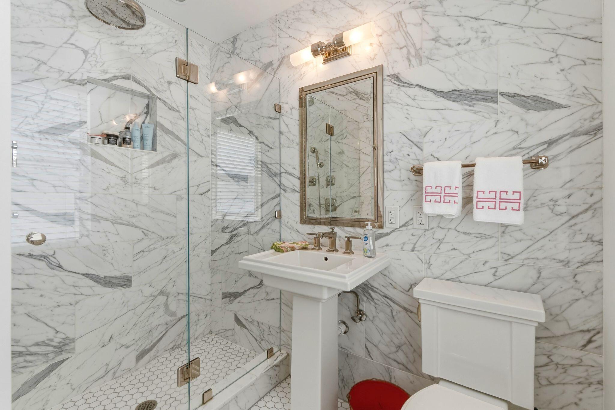 ROYAL PARK - Residential