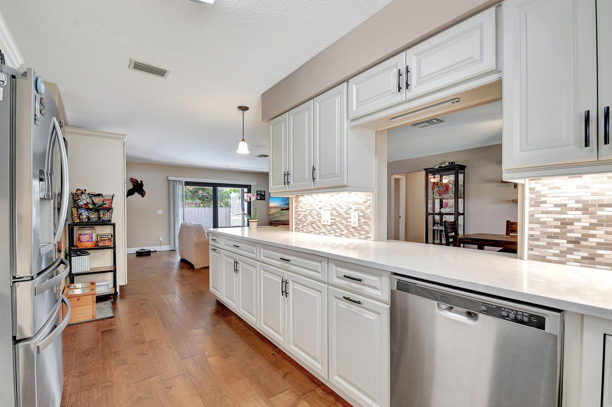 PALM BEACH FARMS CO 3 - Residential