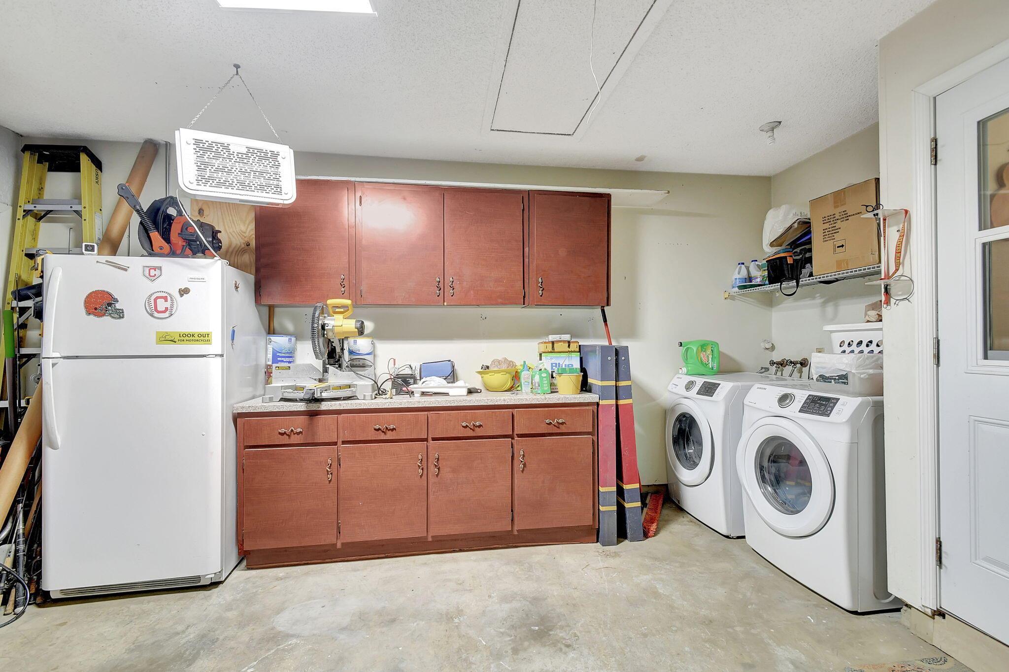 PALM BEACH FARMS CO 3 - Residential