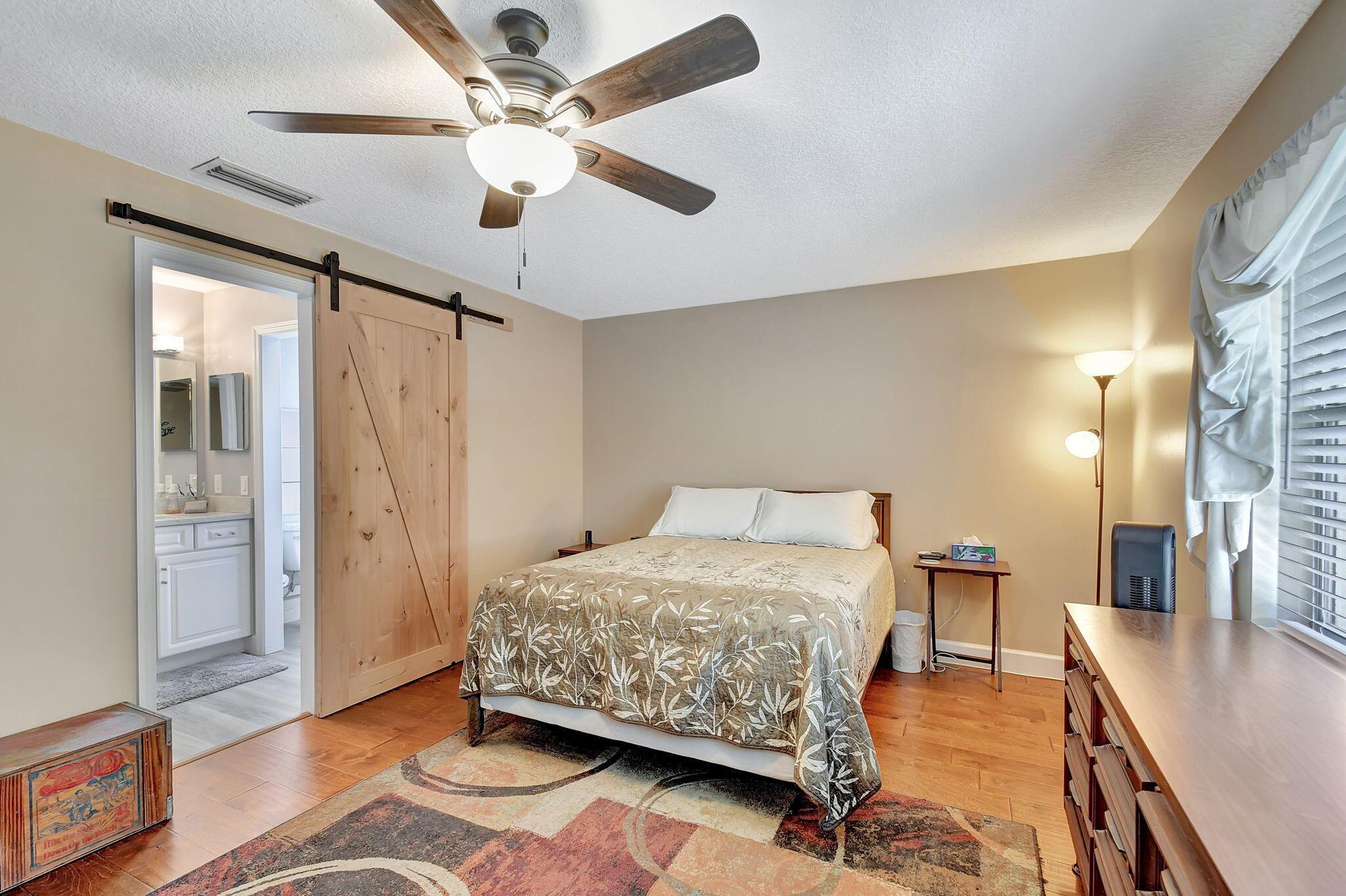 PALM BEACH FARMS CO 3 - Residential