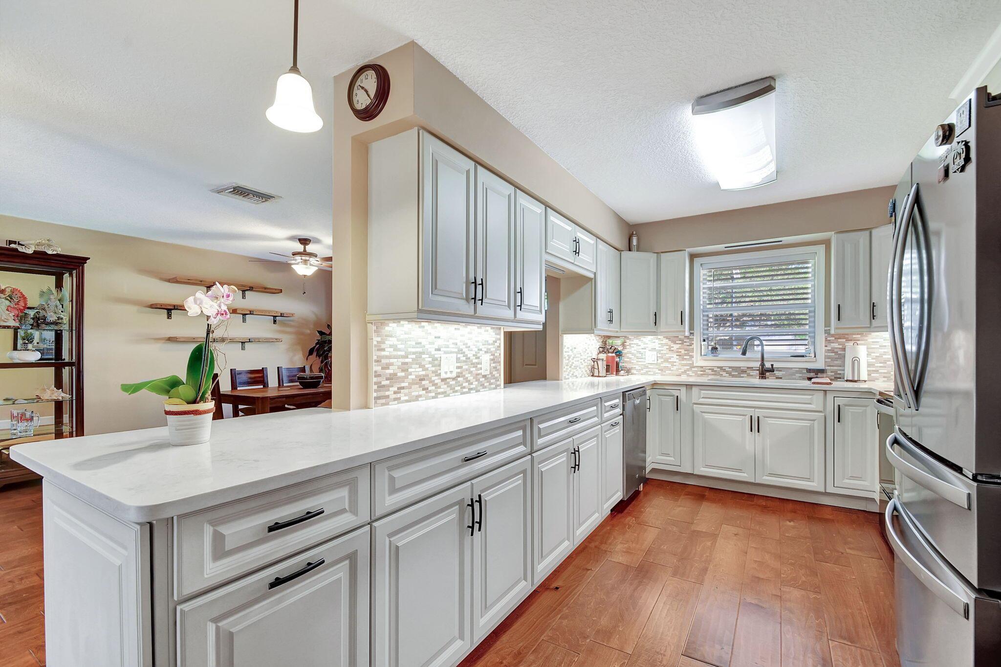 PALM BEACH FARMS CO 3 - Residential