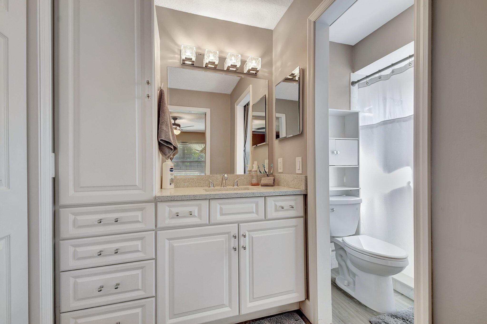 PALM BEACH FARMS CO 3 - Residential