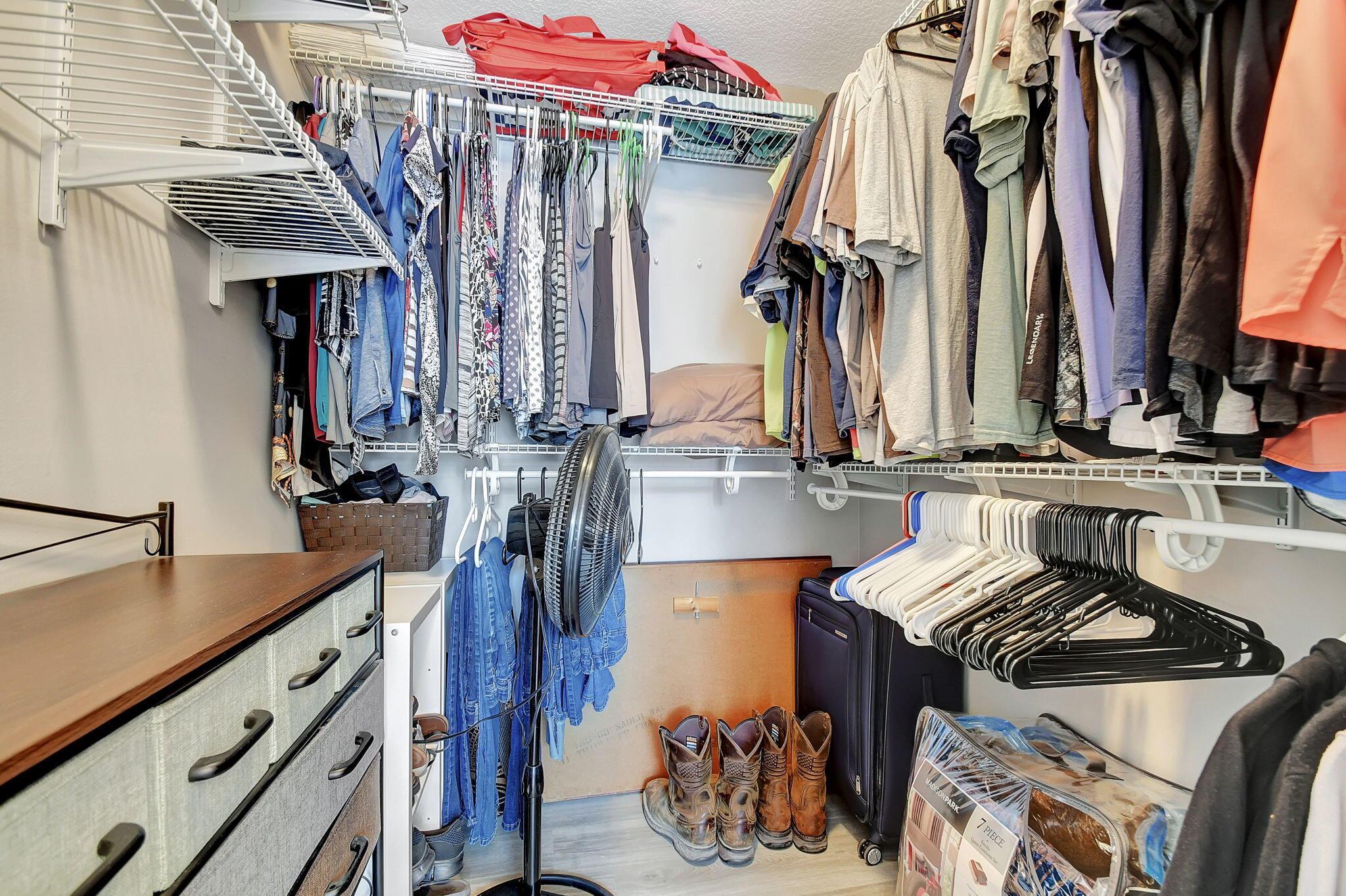 PALM BEACH FARMS CO 3 - Residential