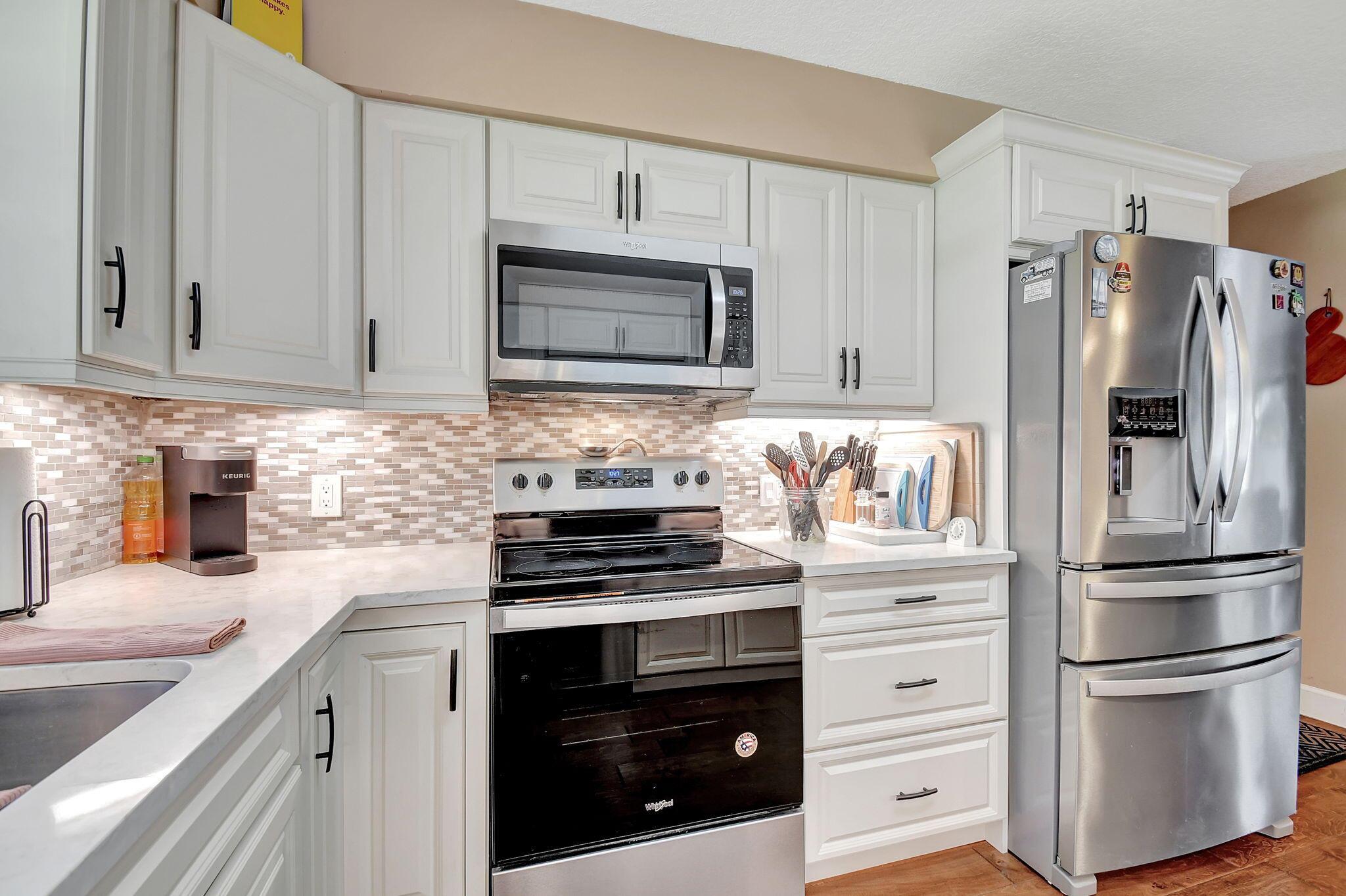 PALM BEACH FARMS CO 3 - Residential