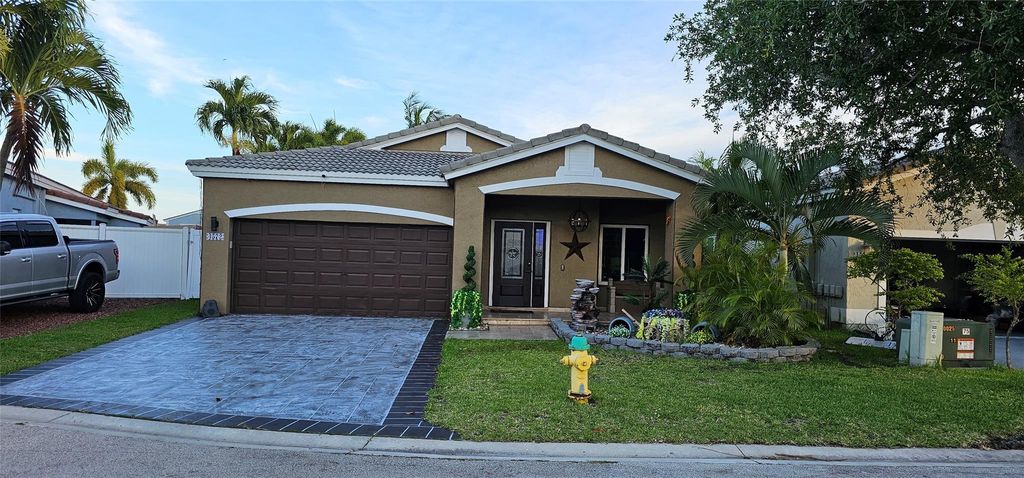 Photo of 4572 SW 14th St, Deerfield Beach, FL 33442 (MLS # F10539767)