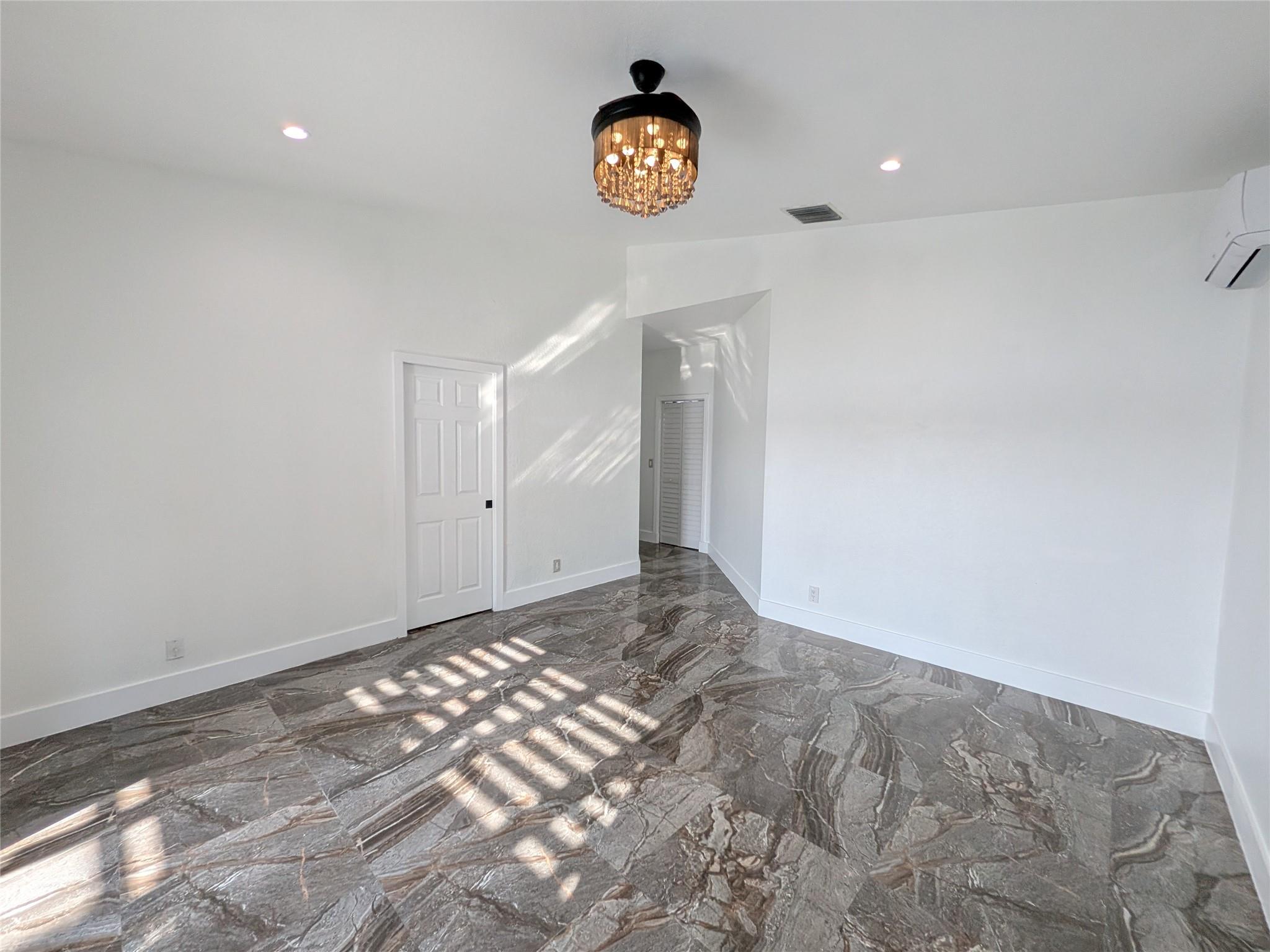 Olympia & York Residentia - Residential