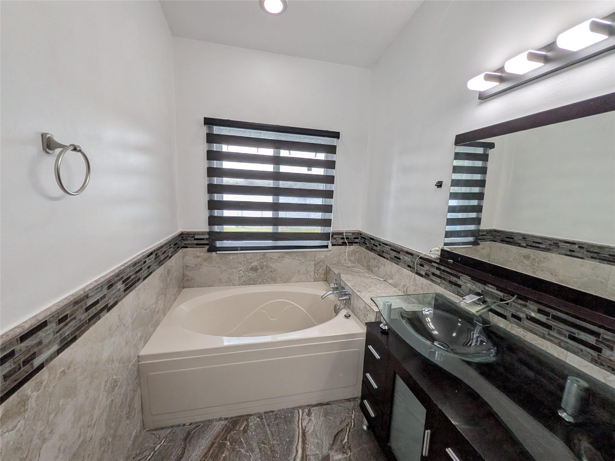 Olympia & York Residentia - Residential