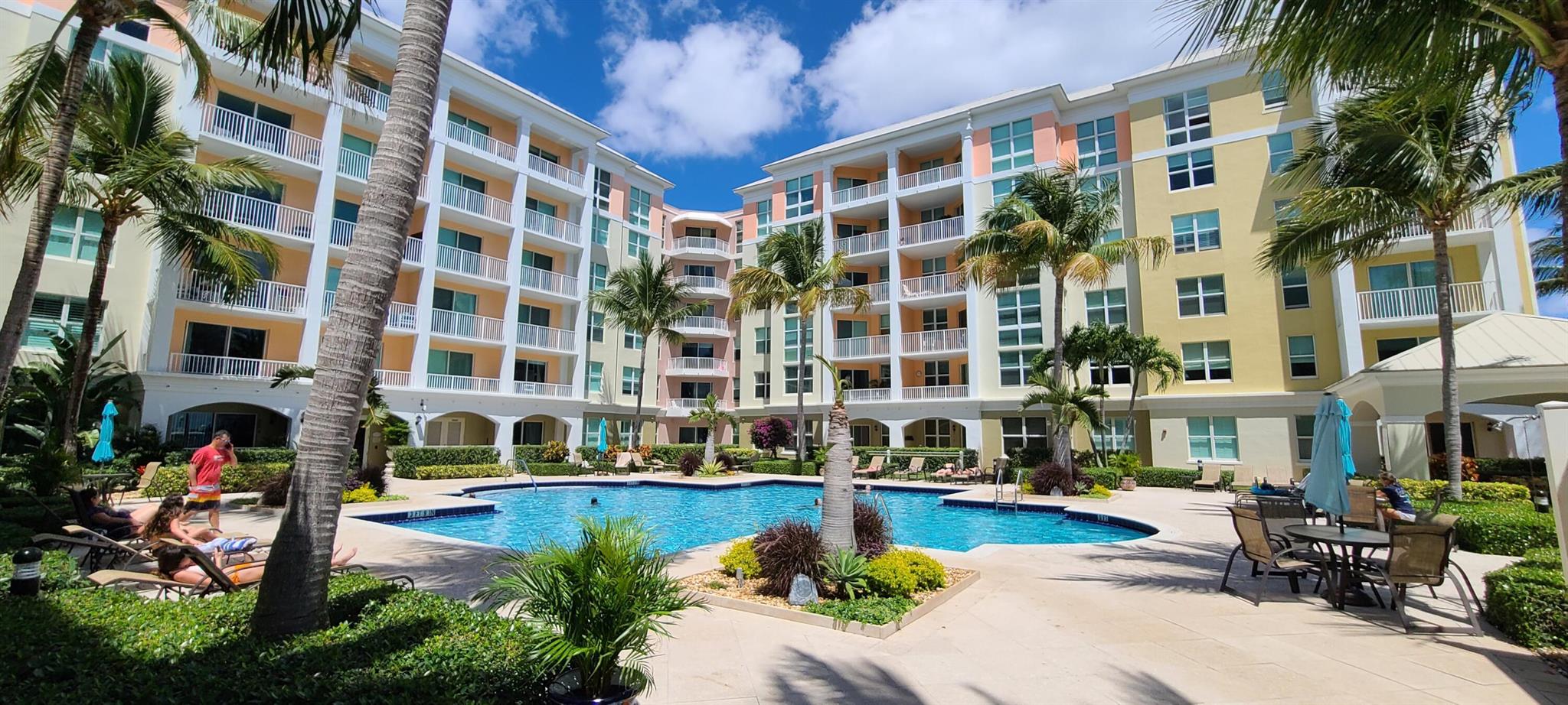 MOORINGS AT LANTANA CONDO - Residential