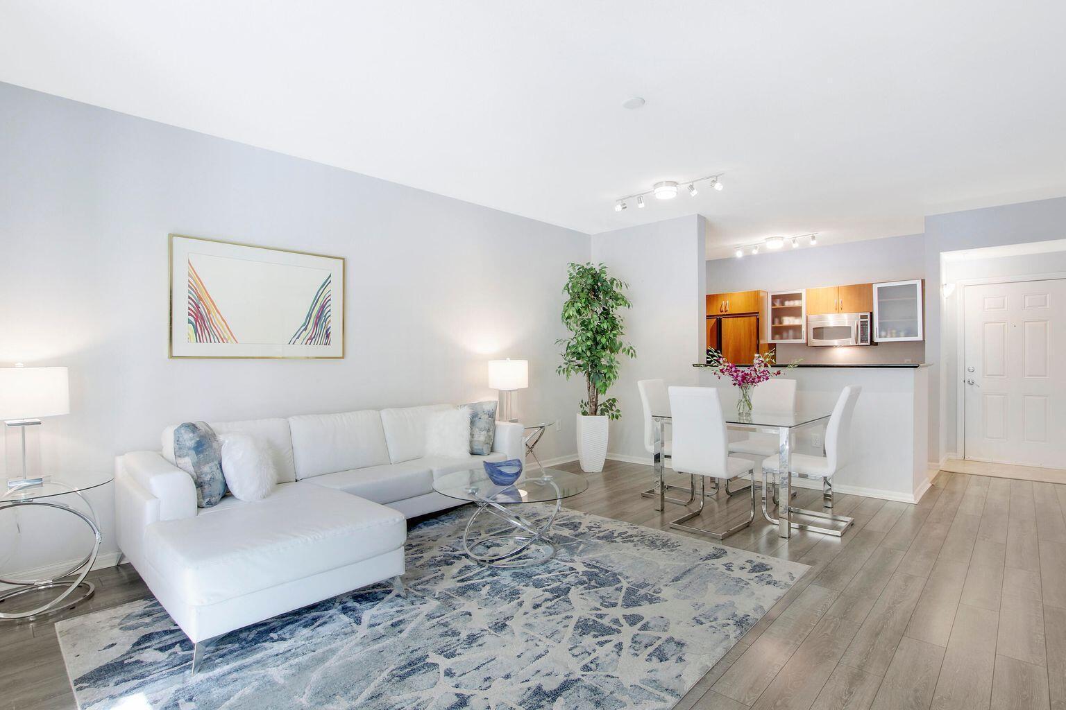 MOORINGS AT LANTANA CONDO 1 - Residential