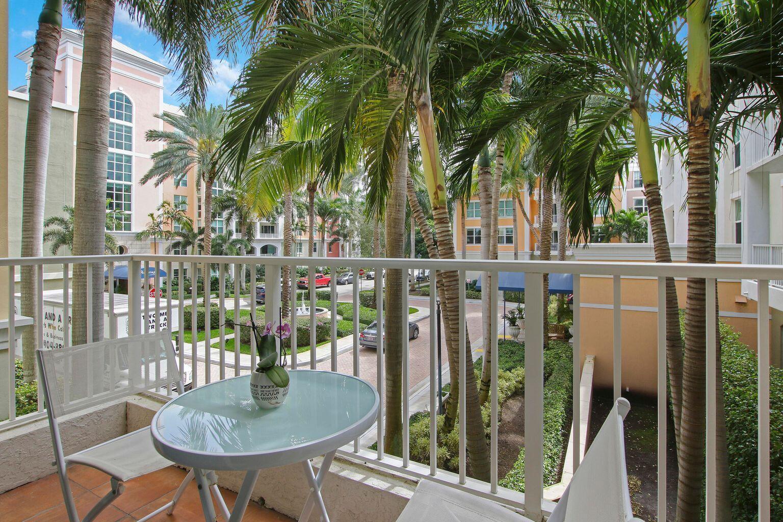 MOORINGS AT LANTANA CONDO - Residential
