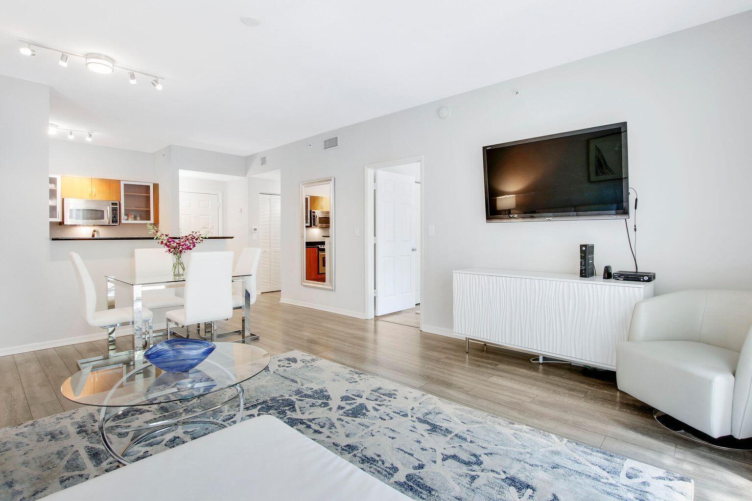 MOORINGS AT LANTANA CONDO 1 - Residential