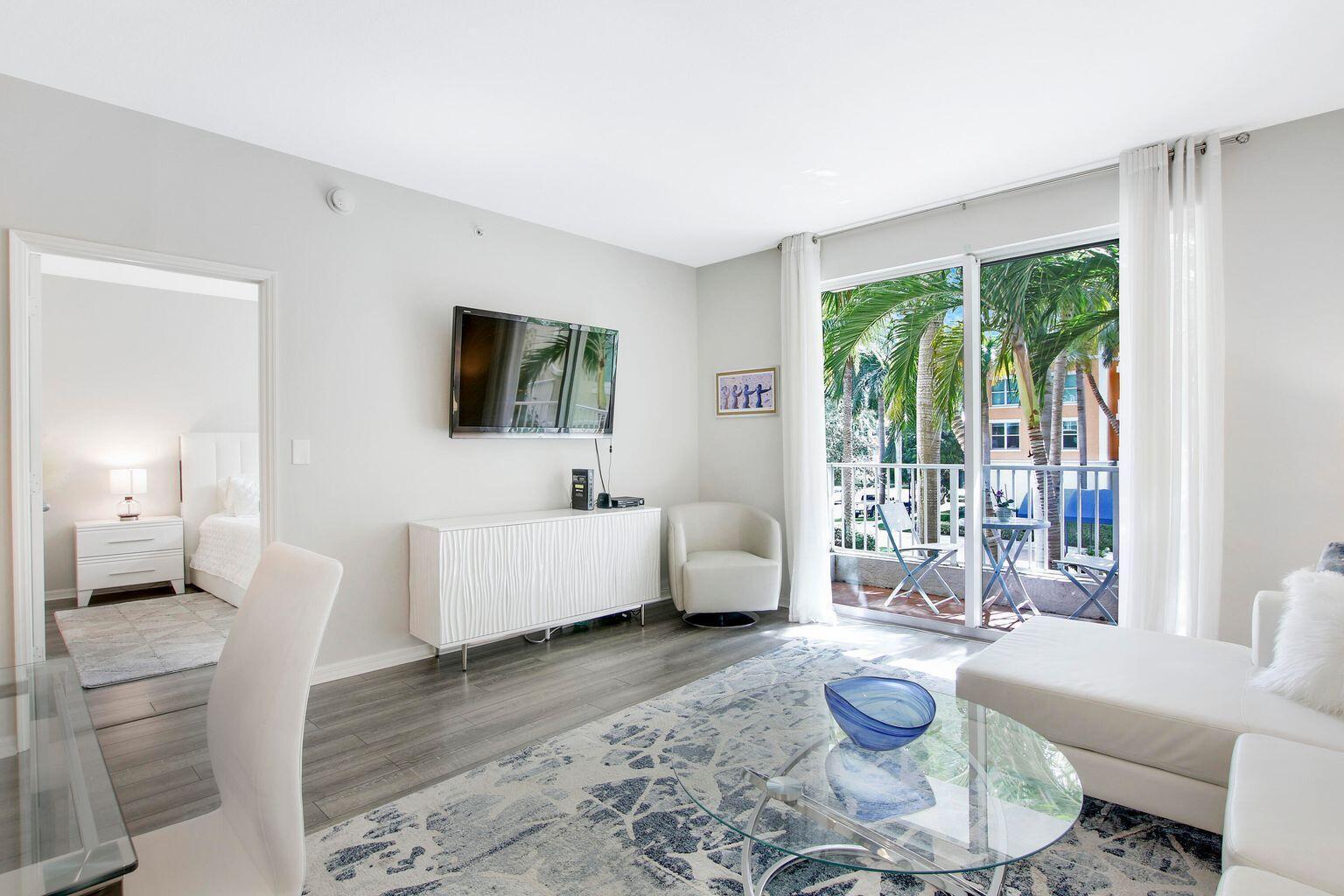 MOORINGS AT LANTANA CONDO - Residential