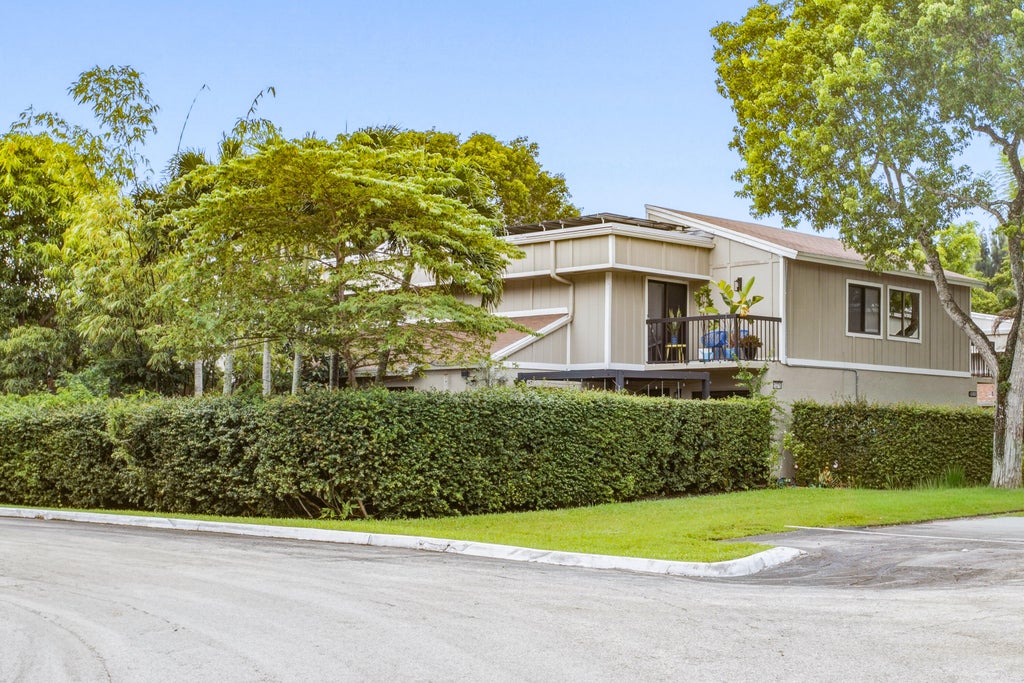 Photo of 13278 NW 5th Court, Plantation, FL 33325 (MLS # B26076915)