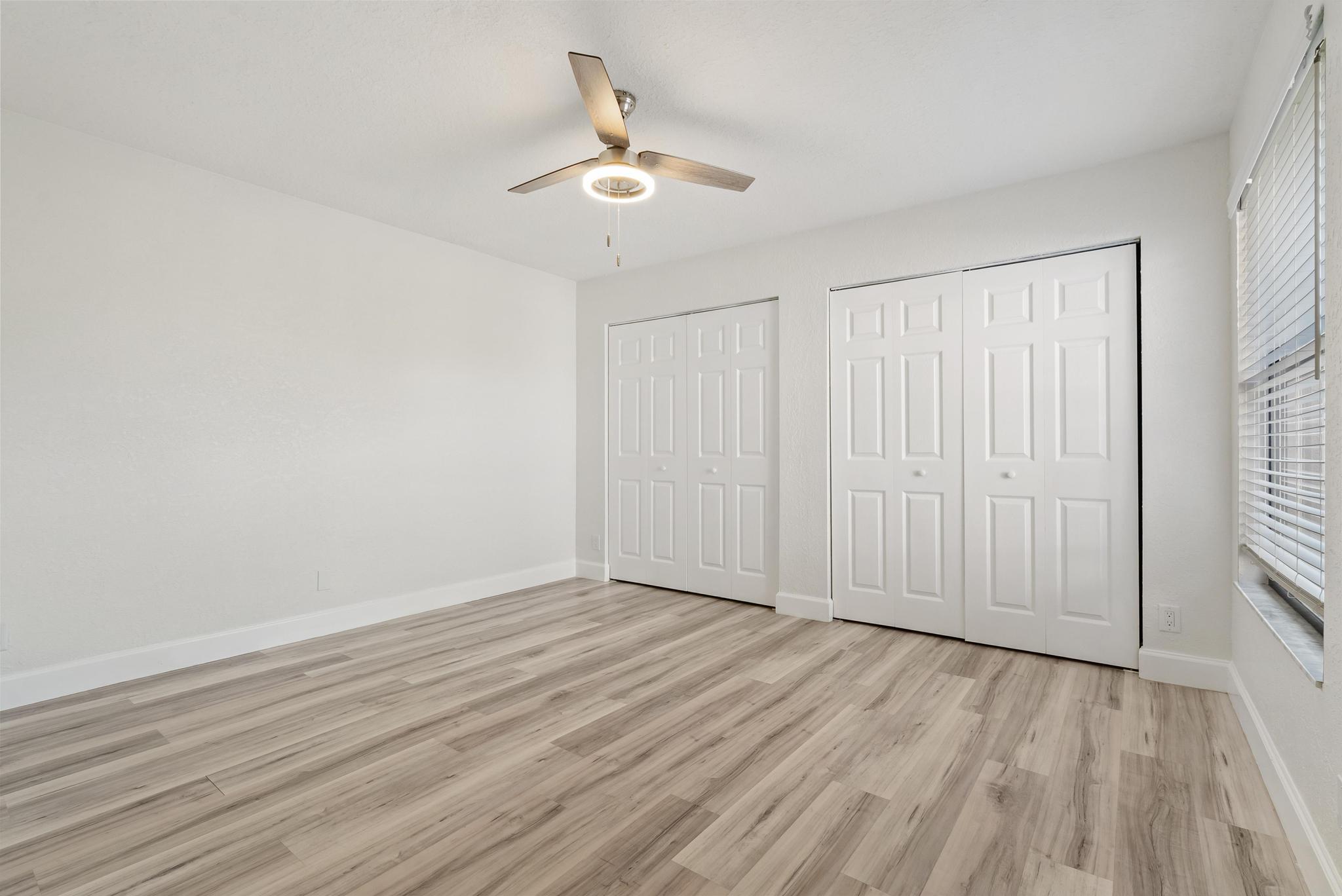 COURTYARDS AT BOCA II - Residential Lease