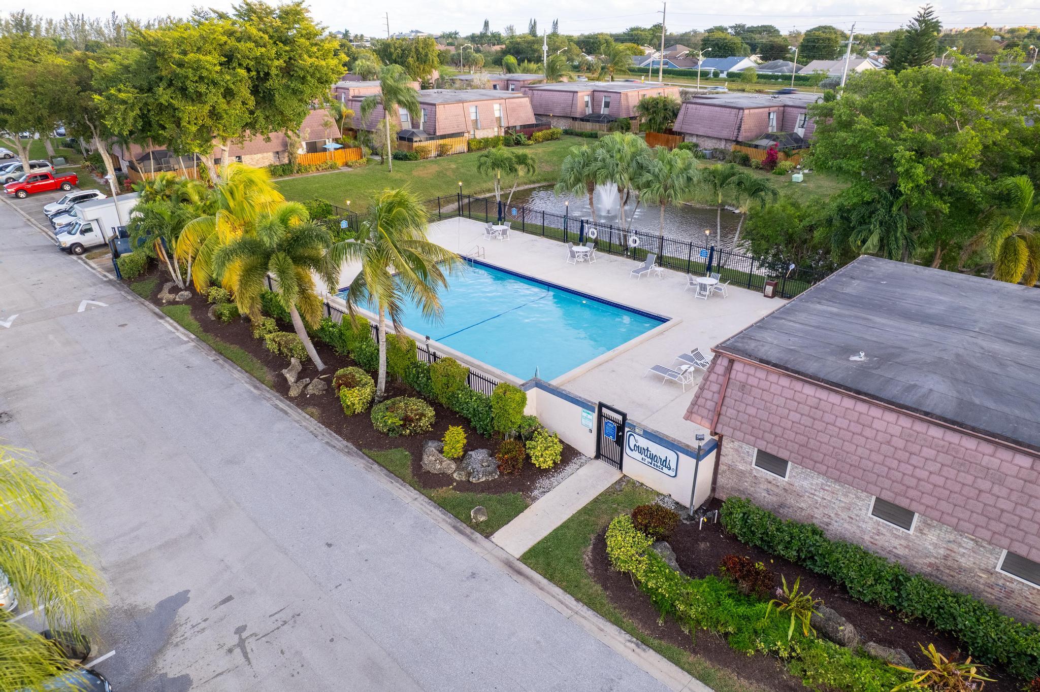 COURTYARDS AT BOCA II - Residential Lease