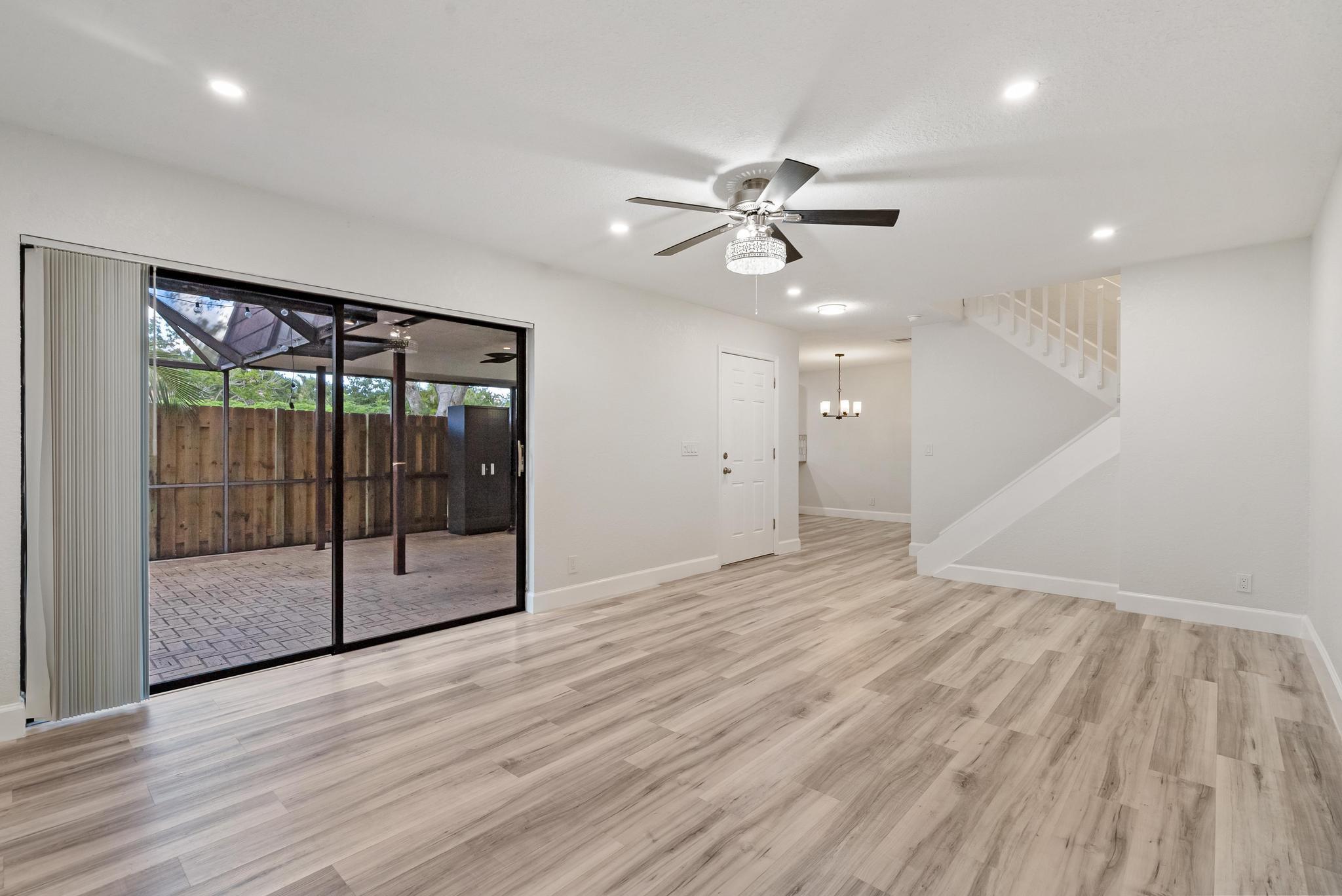 COURTYARDS AT BOCA II - Residential Lease