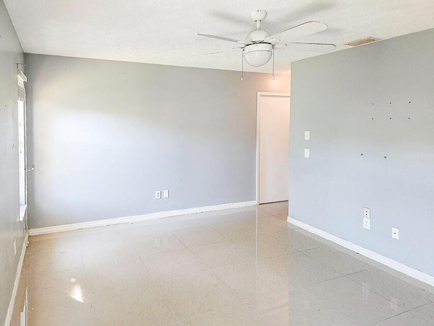 PORT ST LUCIE SECTION 24 - Residential