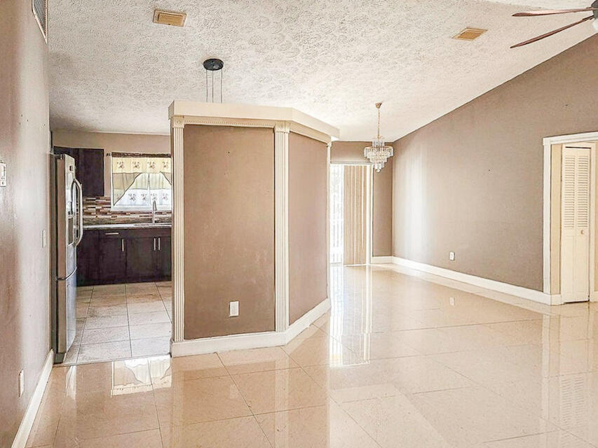 PORT ST LUCIE SECTION 24 - Residential