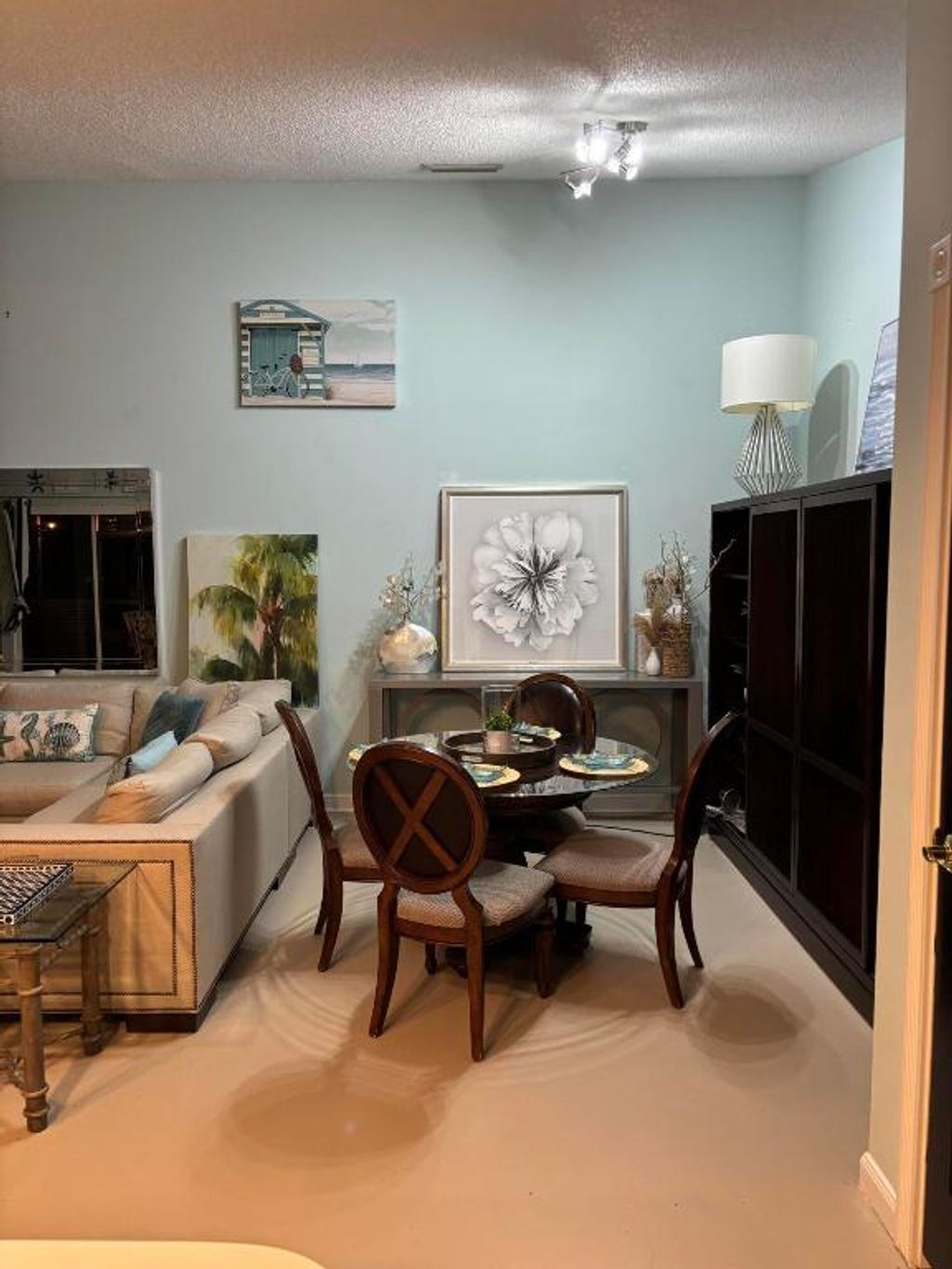 Photo of 7104 Geminata Oak Court #7104, Palm Beach Gardens, FL 33410 (MLS # R11146608)