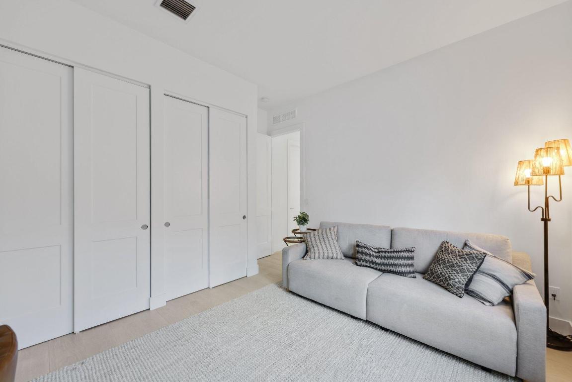 DELRAY 7 TOWNHOMES - Residential Lease