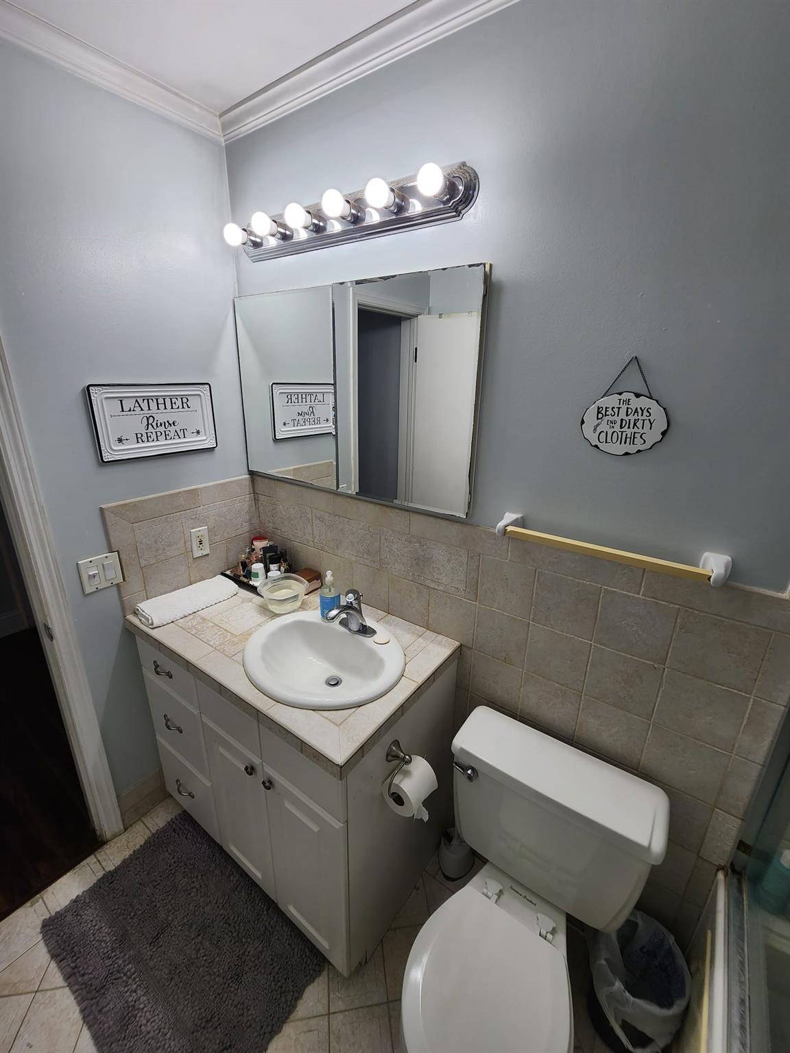 Georgian Court Apts - Residential