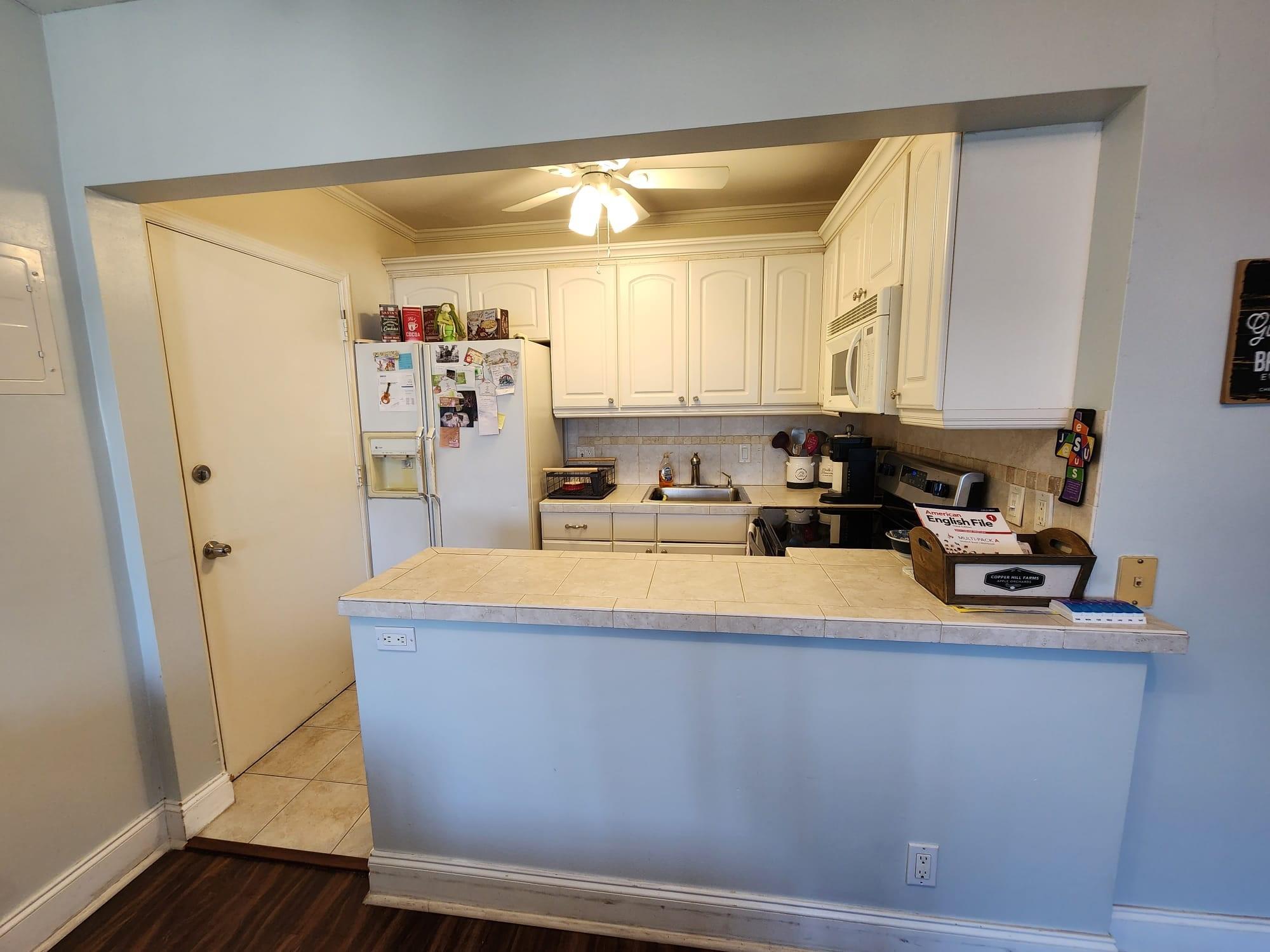 Georgian Court Apts - Residential