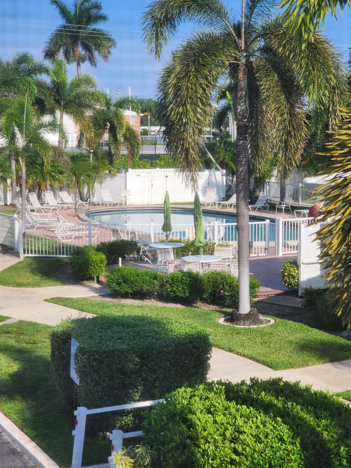 Georgian Court Apts - Residential