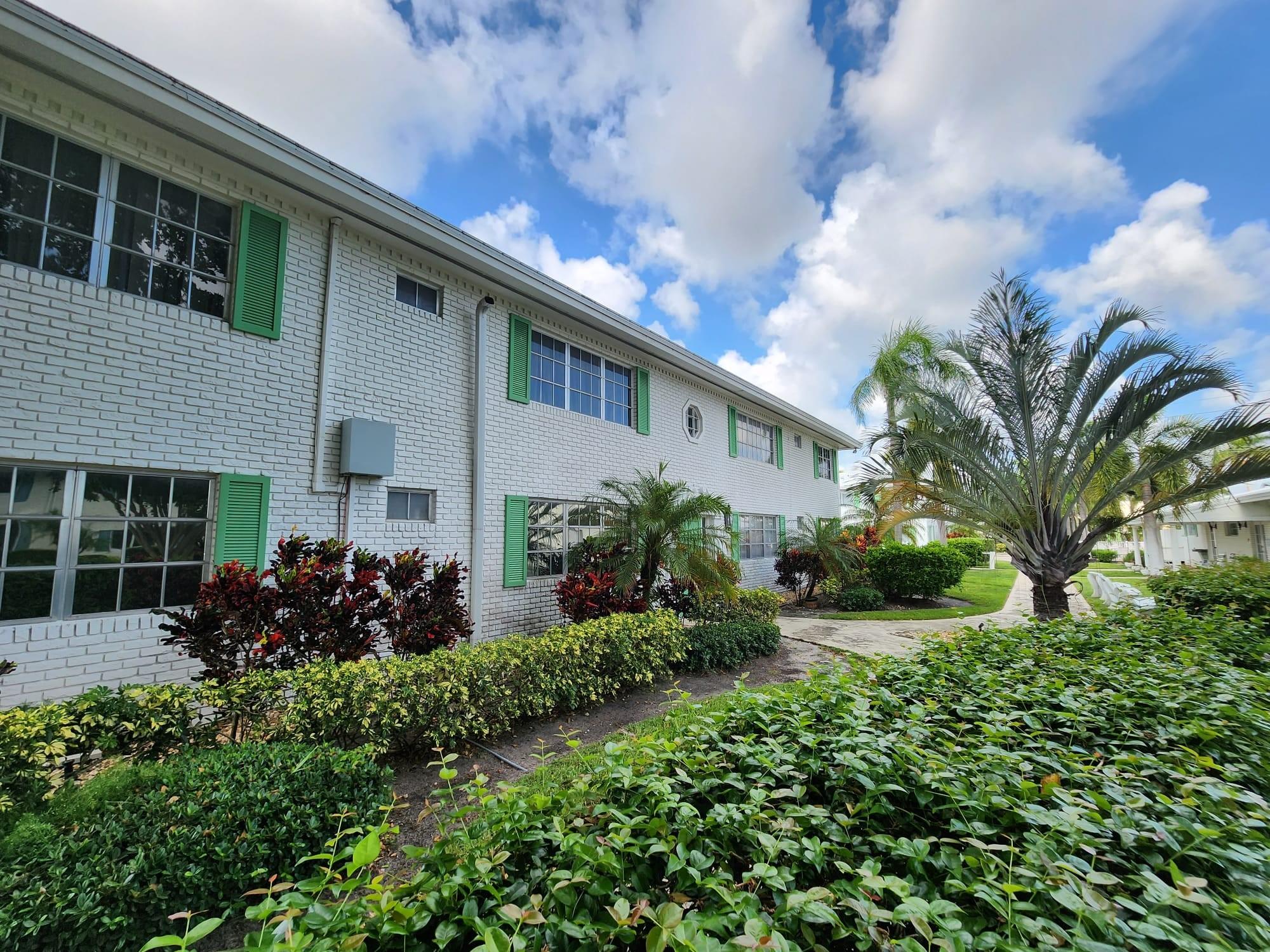 Georgian Court Apts - Residential