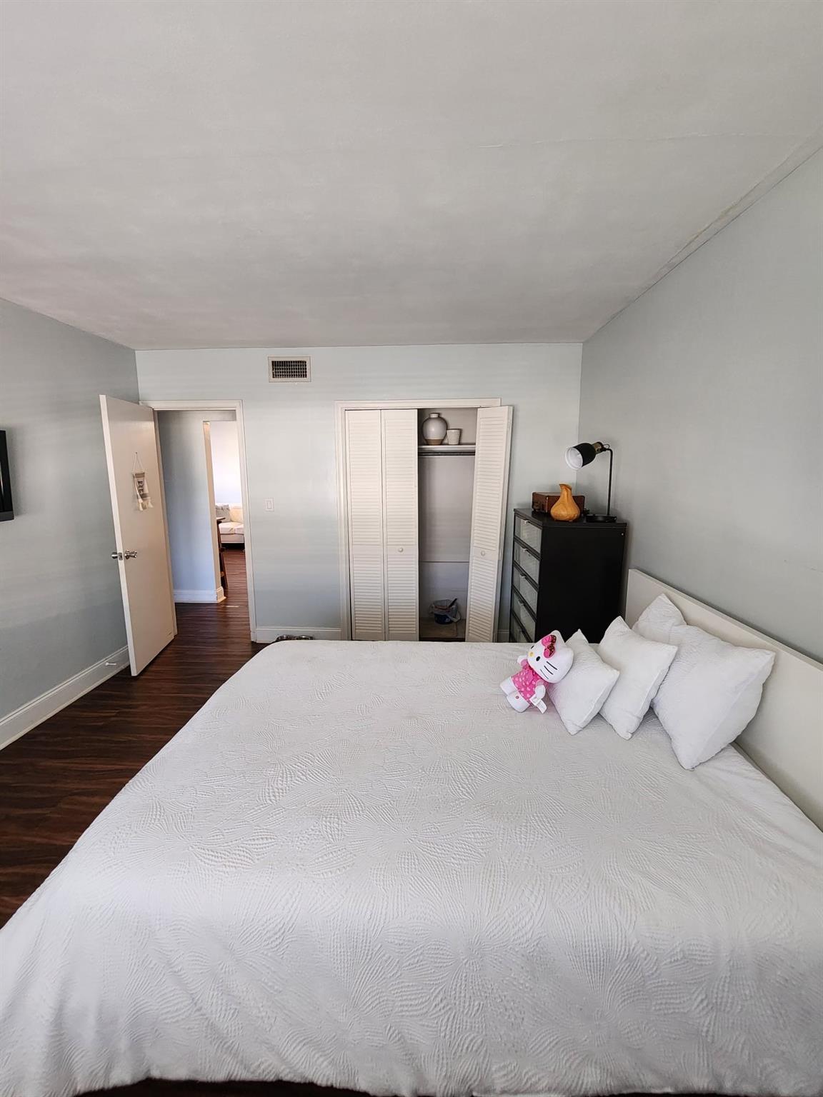 Georgian Court Apts - Residential