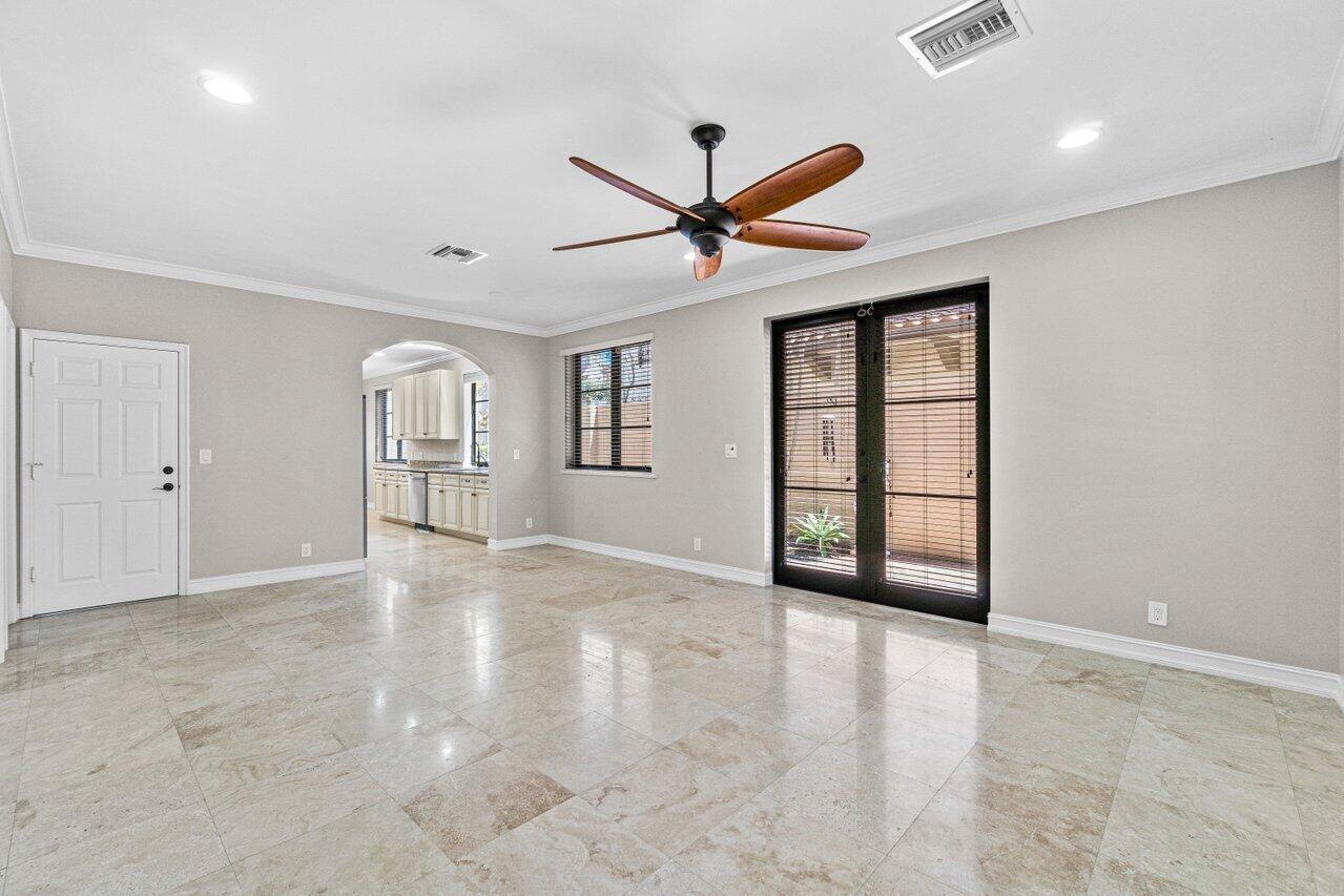 VILLAGIO DEL MAR - Residential Lease