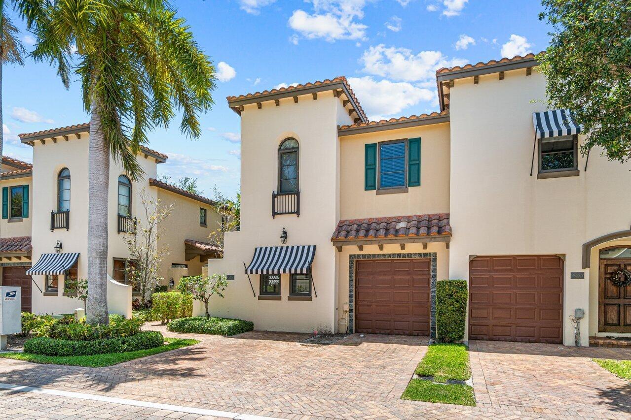VILLAGIO DEL MAR - Residential Lease