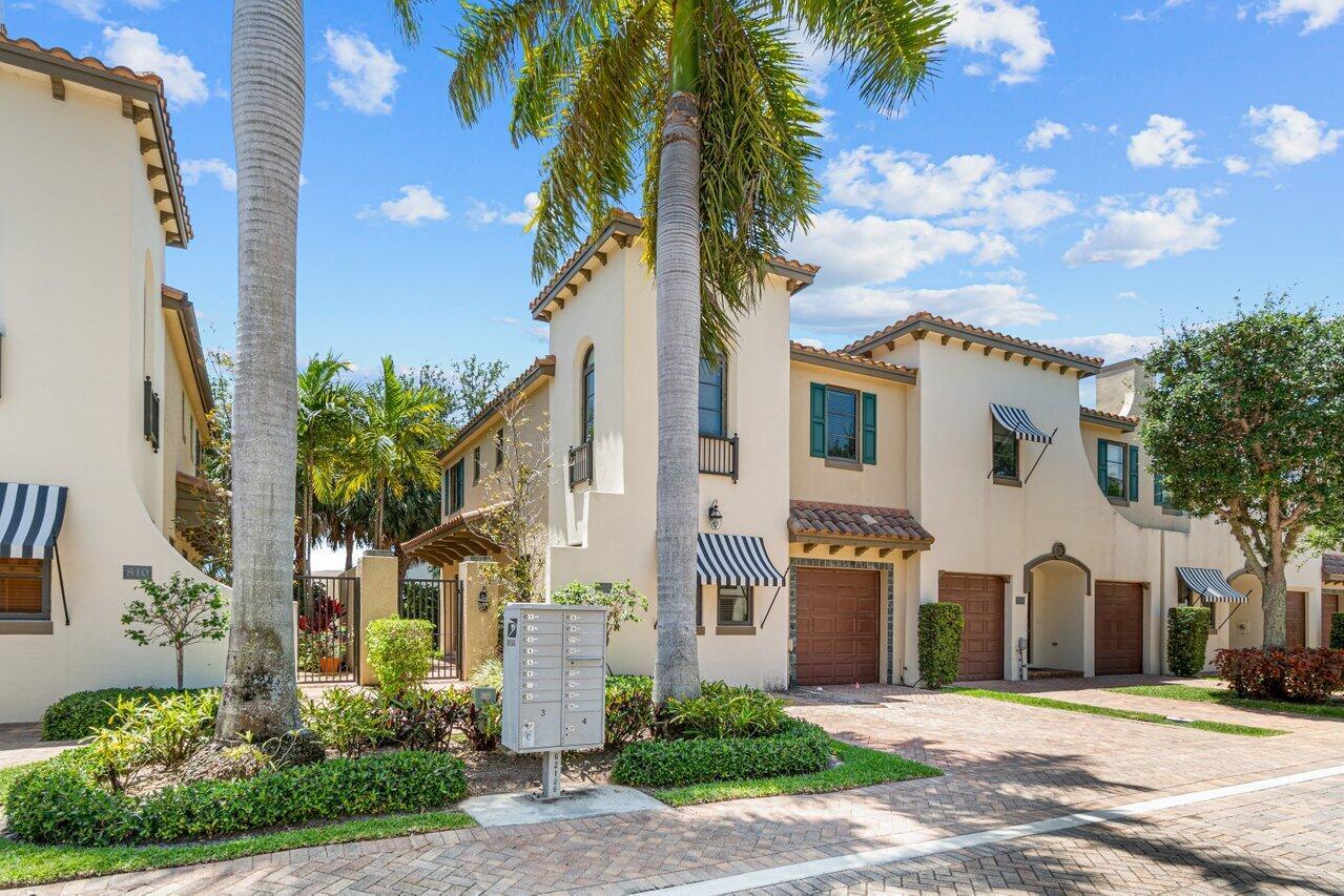 VILLAGIO DEL MAR - Residential Lease