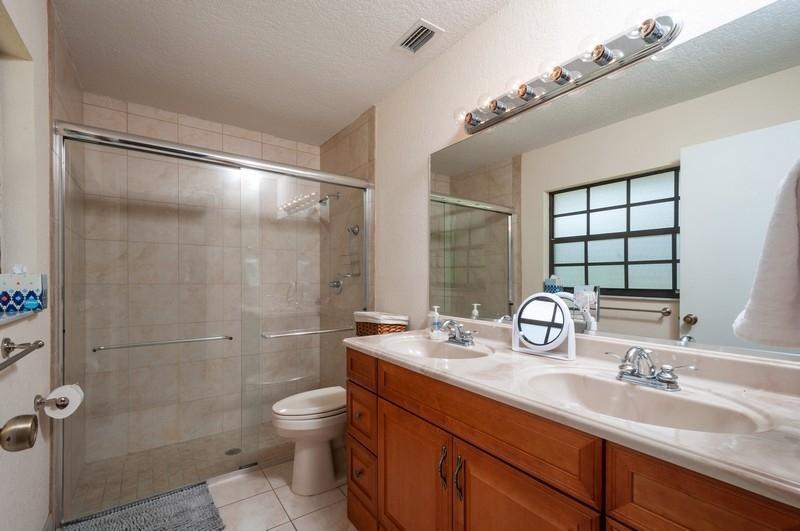 FOREST OF GOLDEN HILLS - Residential