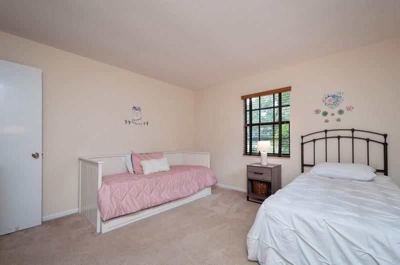 FOREST OF GOLDEN HILLS - Residential