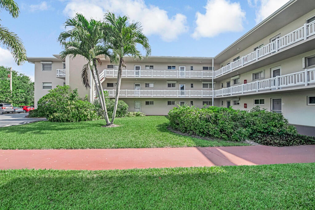 Photo of 2855 GARDEN Drive S #102, Palm Springs, FL 33461 (MLS # B26076650)
