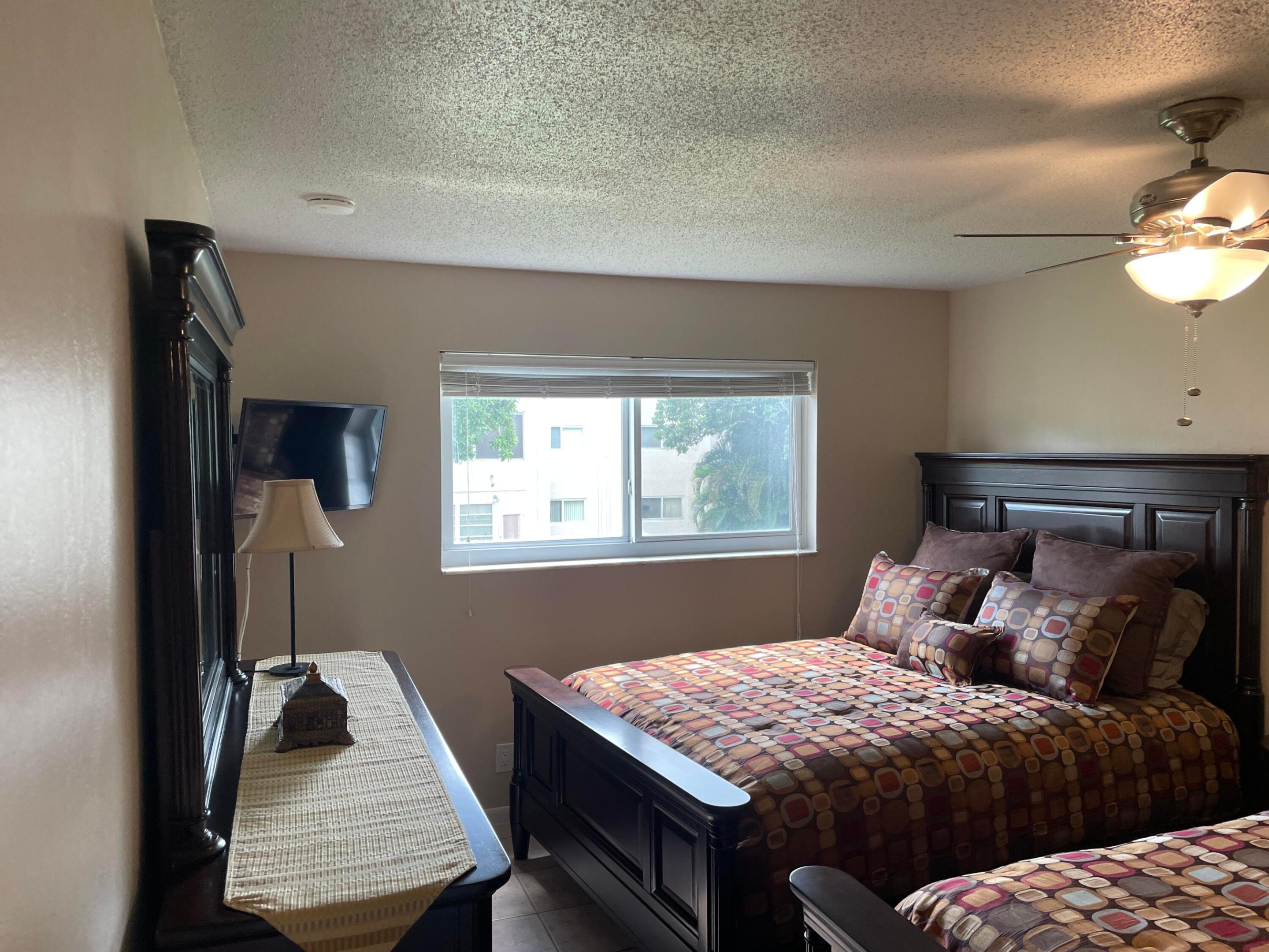 Lakeside Village - Residential