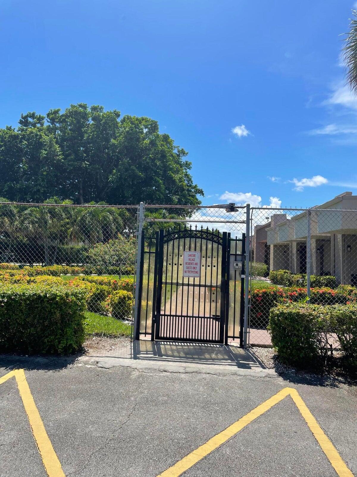 Lakeside Village - Residential