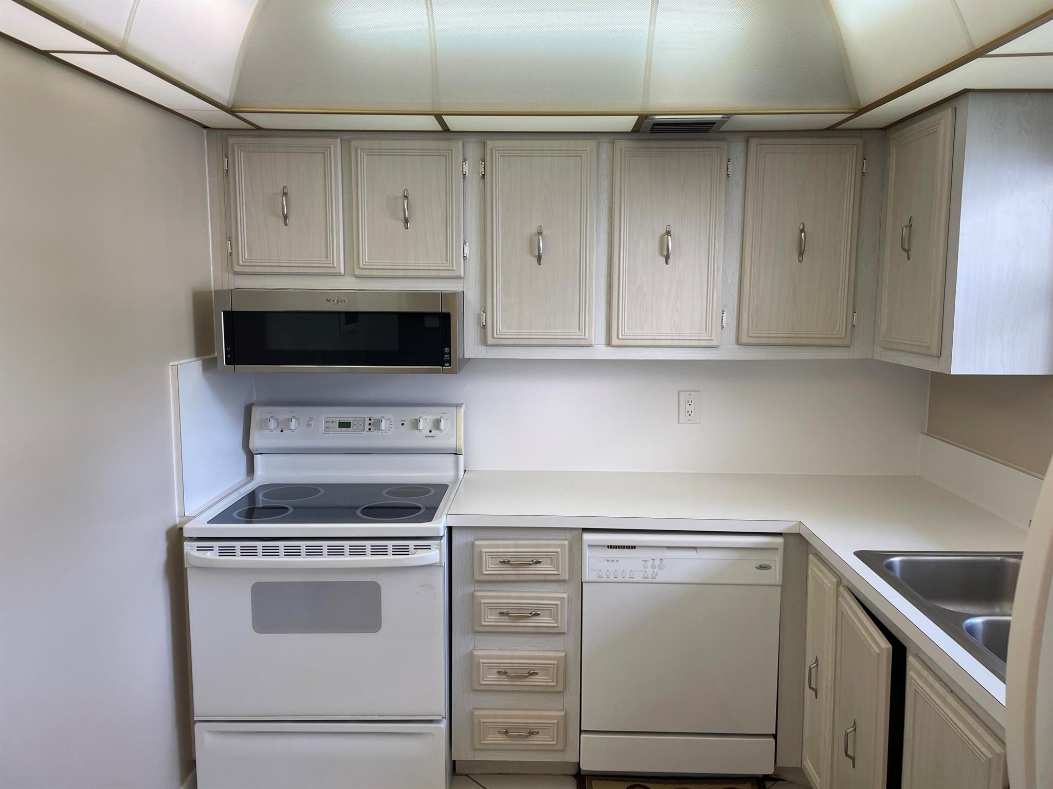 Lakeside Village - Residential