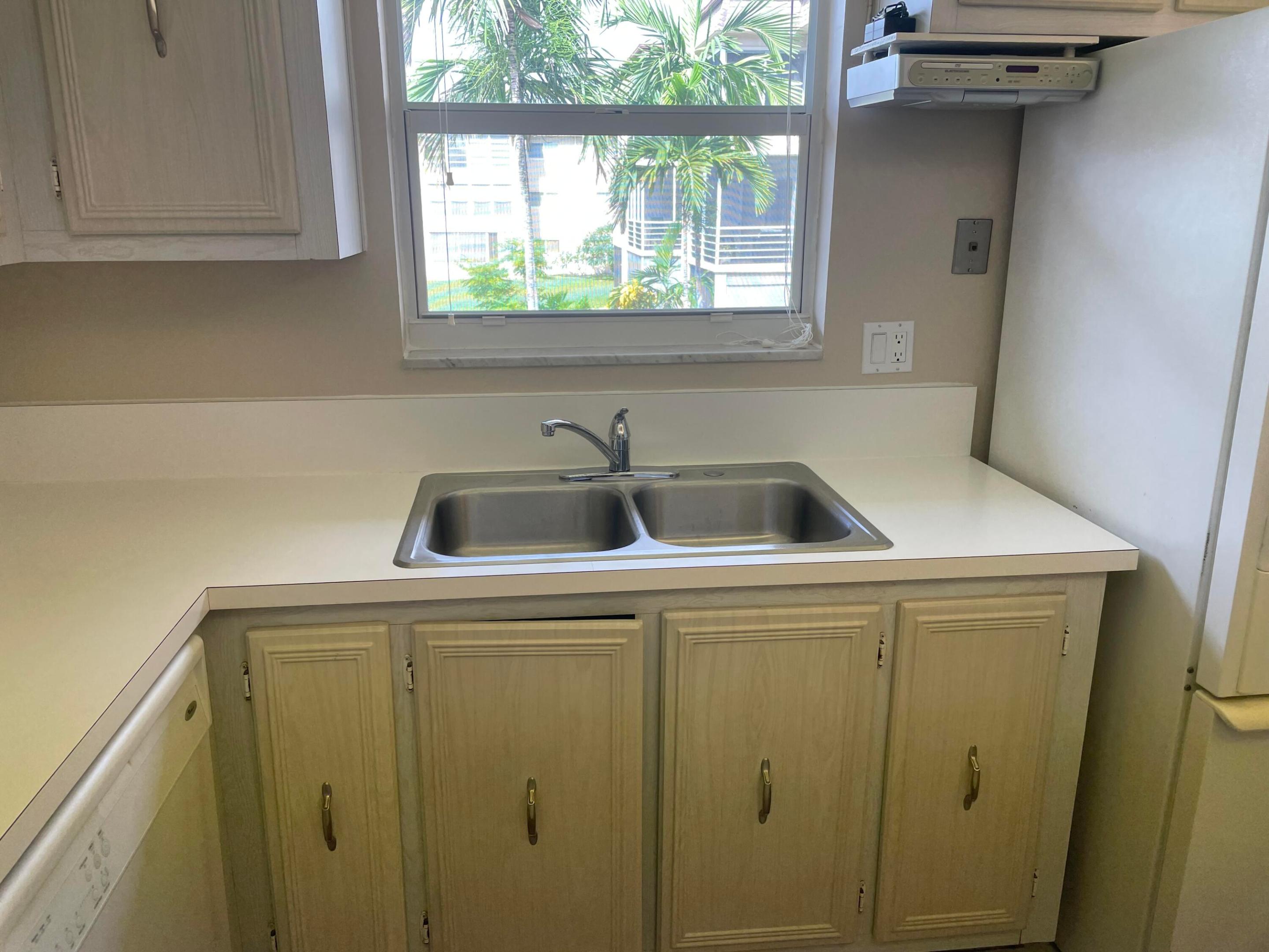 Lakeside Village - Residential