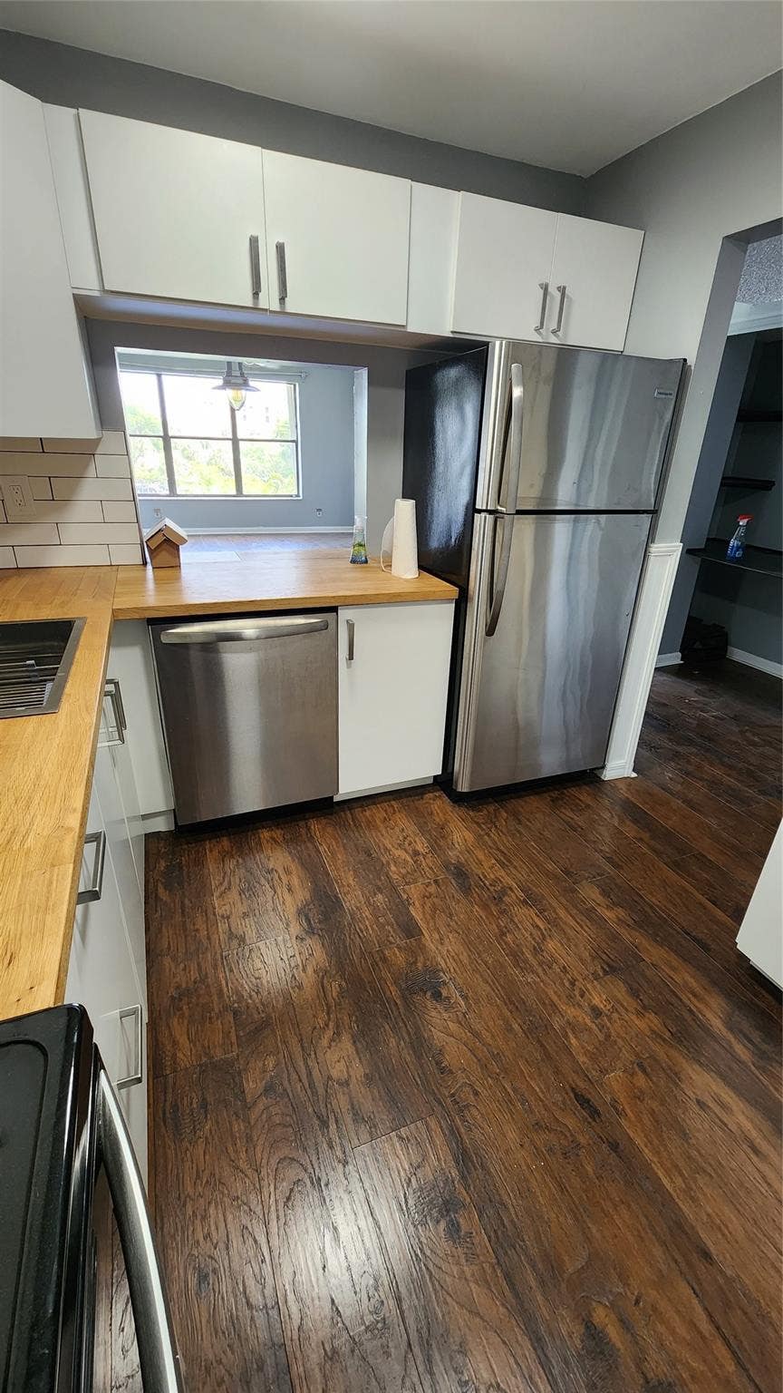 Photo of 2320 S Cypress Bend Drive #401, Pompano Beach, FL 33069 (MLS # F10432638)