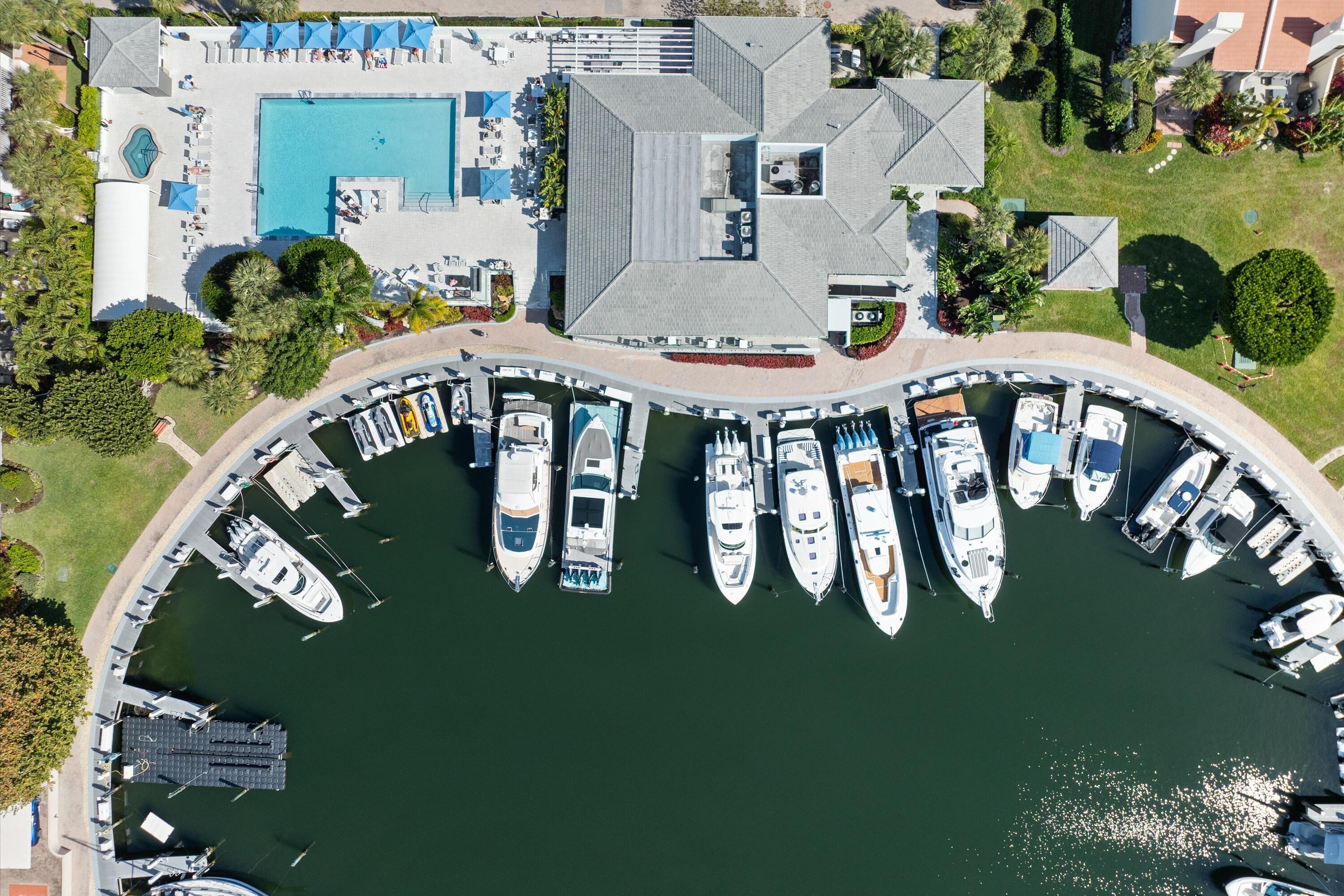 YACHT & RACQUET CLUB OF BOCA RATON - Residential