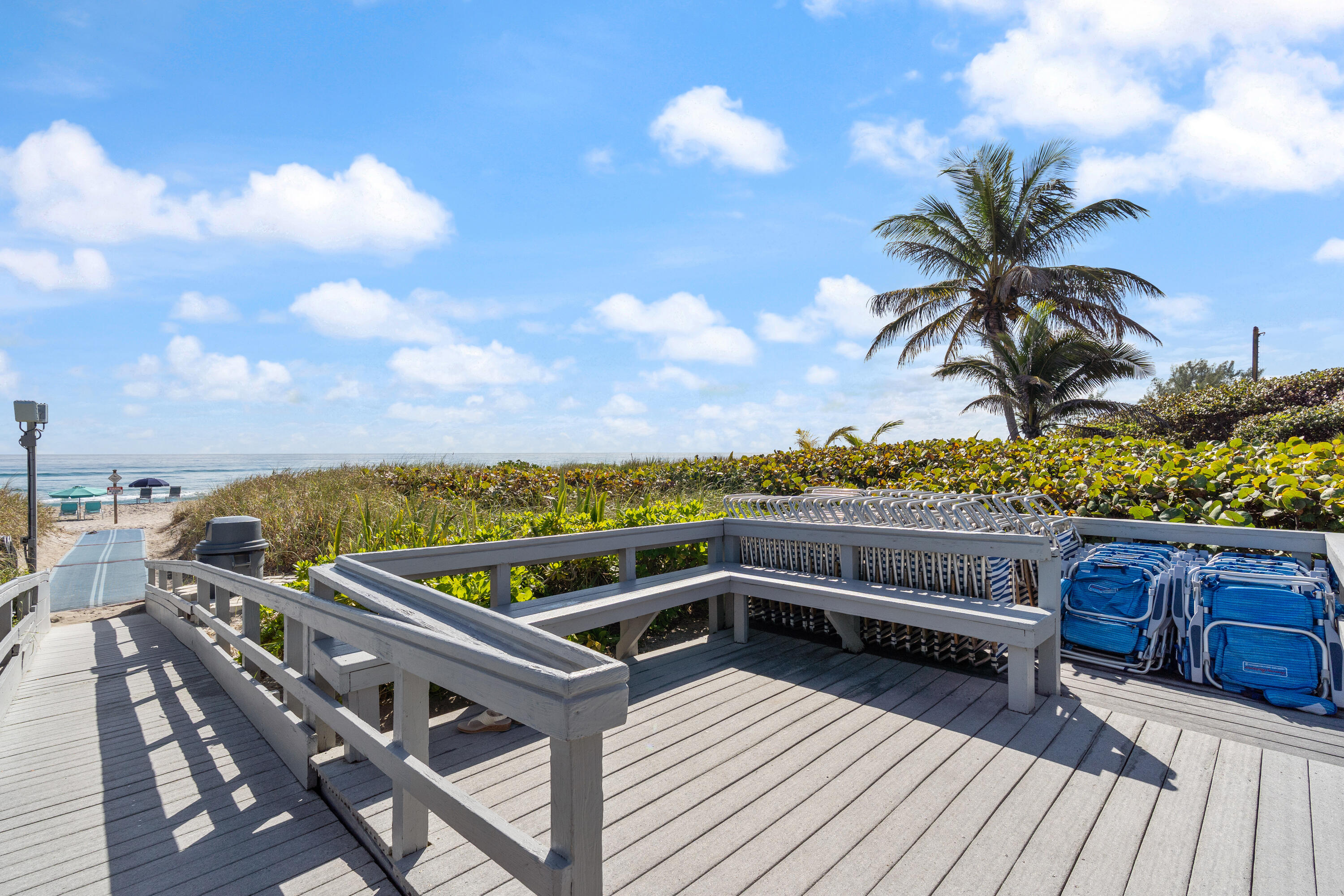 YACHT & RACQUET CLUB OF BOCA RATON - Residential