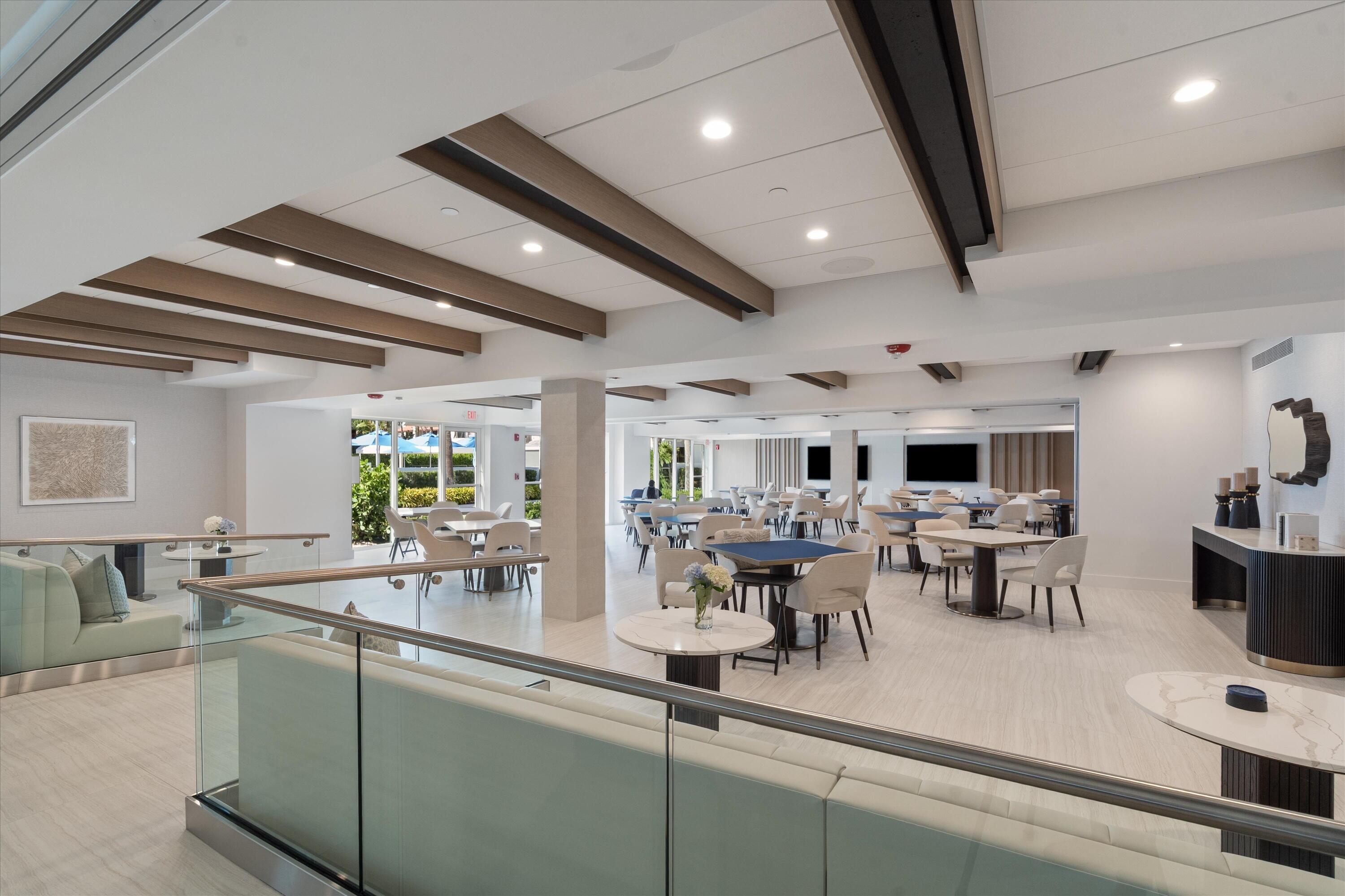 YACHT & RACQUET CLUB OF BOCA RATON - Residential