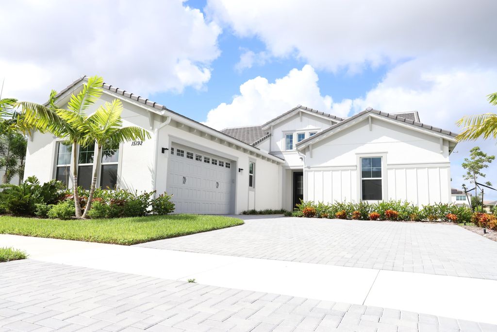 Photo of 15192 Wildwood Circle, Westlake, FL 33470 (MLS # B26013097)