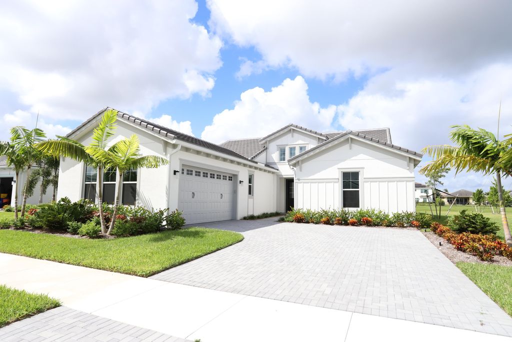 Photo of 15192 Wildwood Circle, Westlake, FL 33470 (MLS # B26013097)