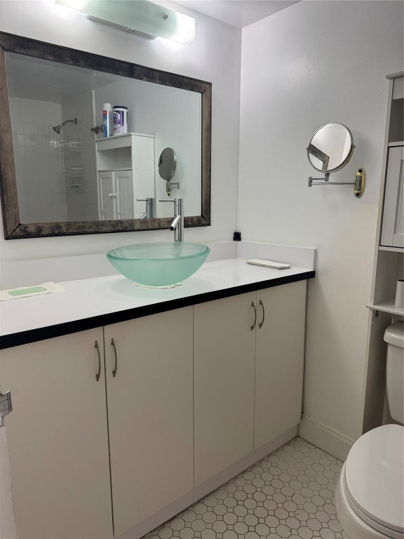 KING COLE CONDO - Residential